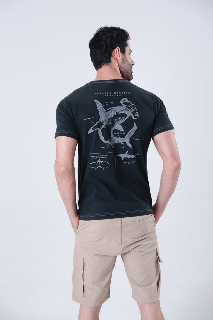 Camiseta Estampada Tubarão Martelo - hover