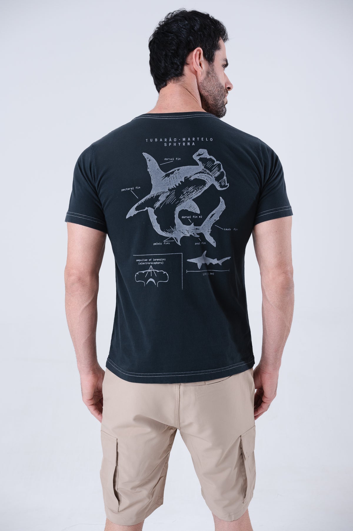 Camiseta Estampada Tubarão Martelo